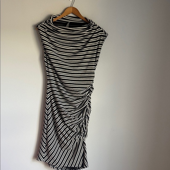 By Anthropologie Mock-Neck Ribbed Knit Dress Medium - Picture 2 of 12